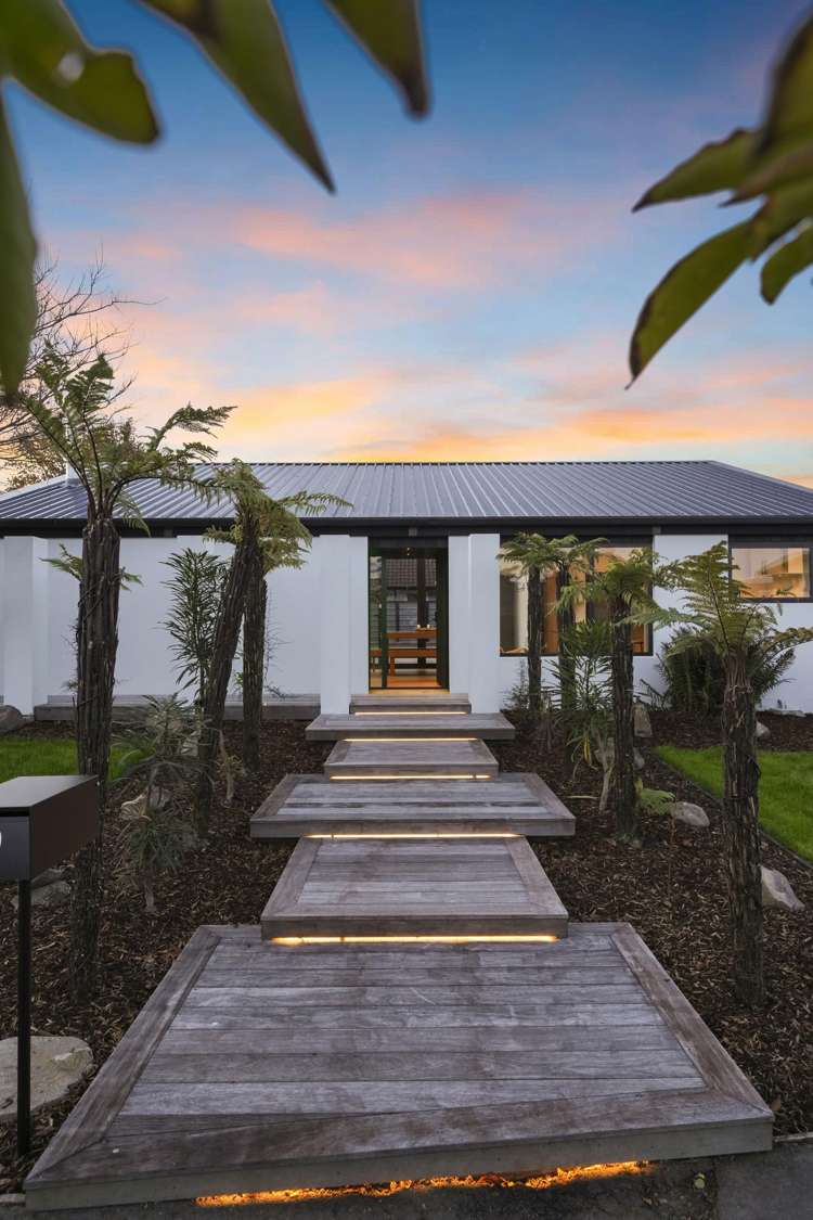 19 Dunbarton Street Redwood_32