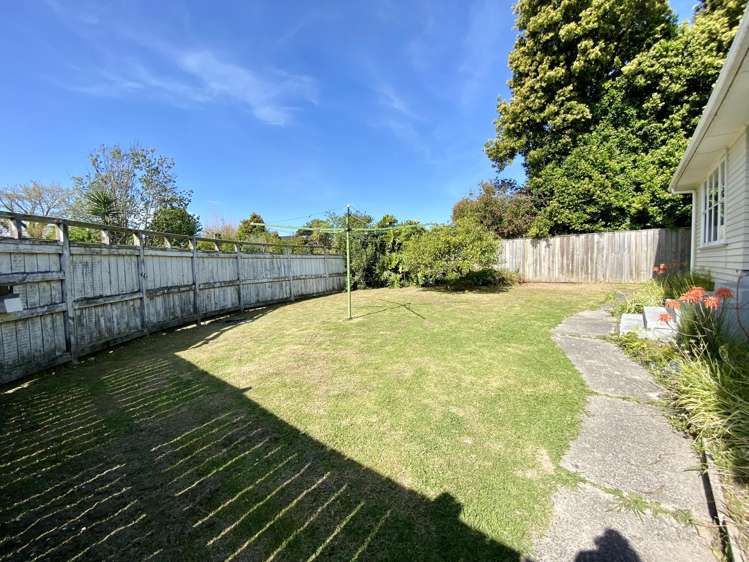 2 Aronui Terrace Kelston_15