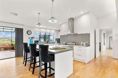 17 William Andrew Road_2