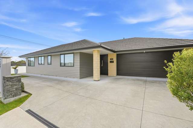 35 Pharazyn Street Feilding_1