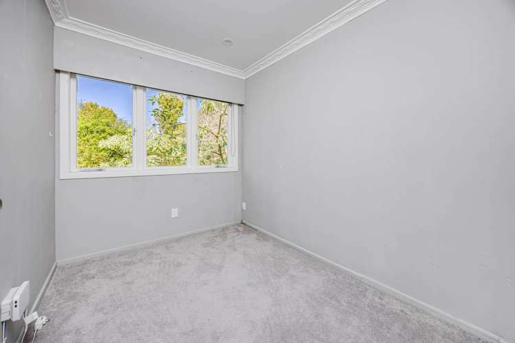 64 Astley Avenue New Lynn_15