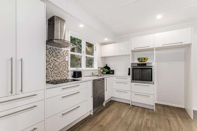 73 Delaney Drive Stokes Valley_7