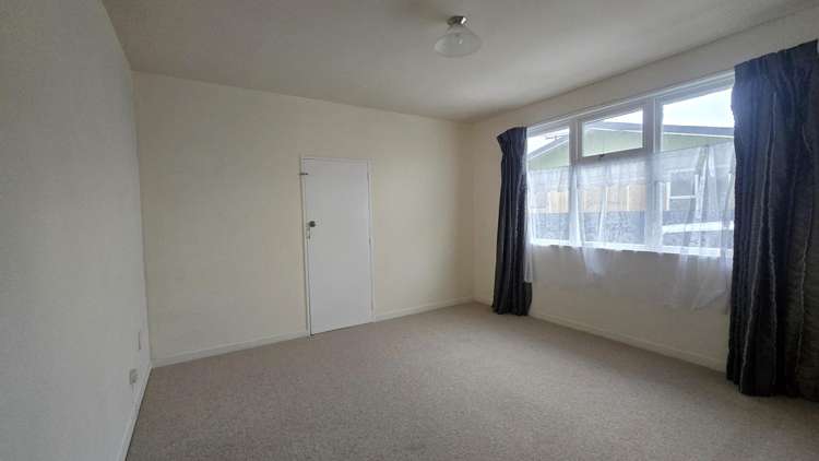 7 Roberts Street Whataroa_12