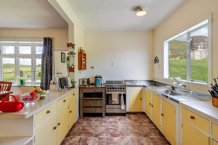 147 Mangatuna Road Weber_11