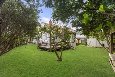 19 Baker Place_3