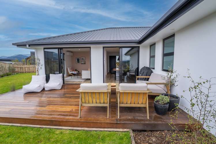 48 Katania Heights Brightwater_13