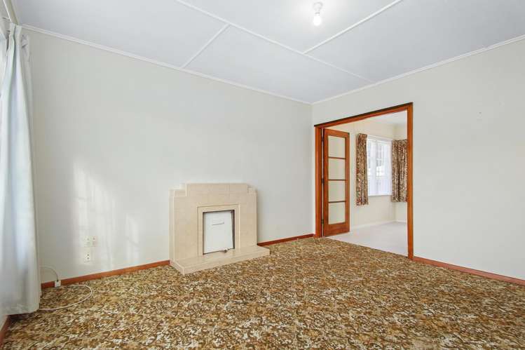 89 Wellington Road Wainuiomata_6
