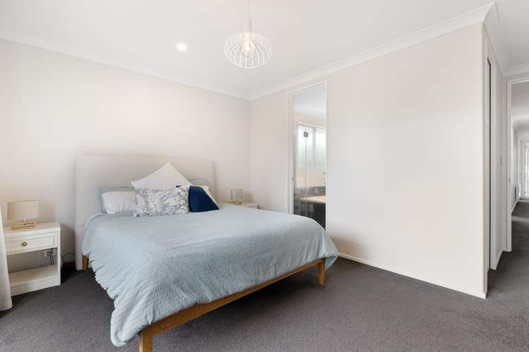 18 Kenwyn Avenue Saint Albans_11