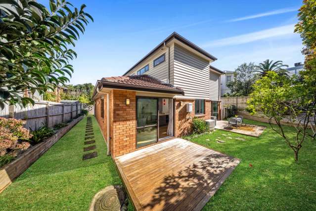 Family Home + Central Location = Life is Good!