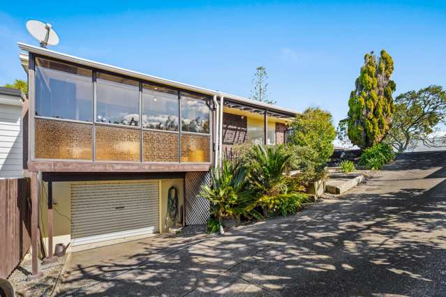 Sun, Sea Views & Easy Living