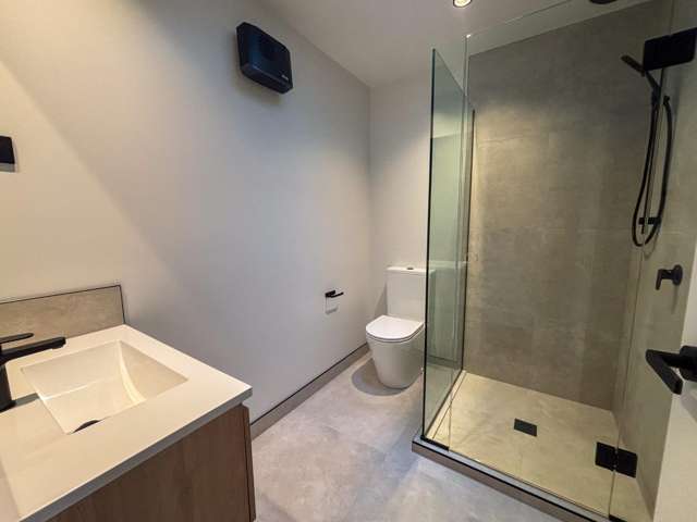 2/127 Lyttelton Street 10222_4