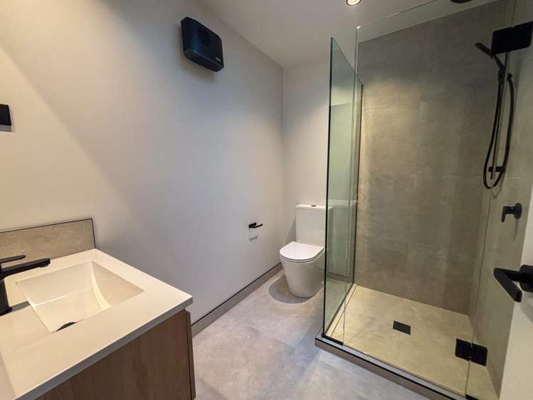 2/127 Lyttelton Street 10222_4