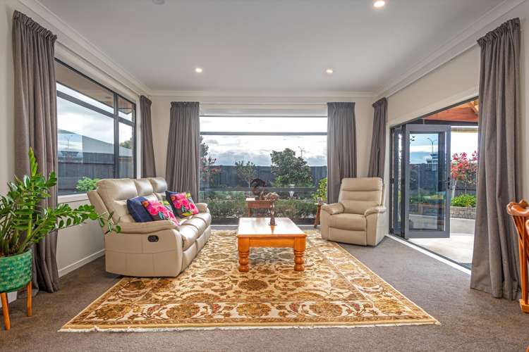8 Crabapple Close Milson_1