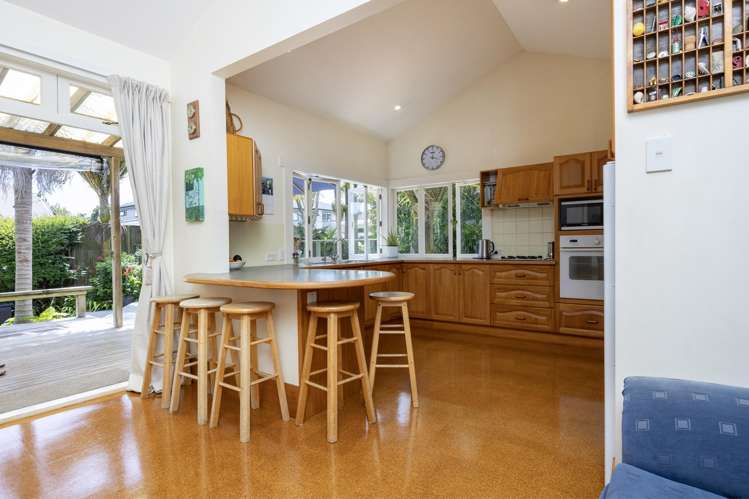 38 Queensway Three Kings_6