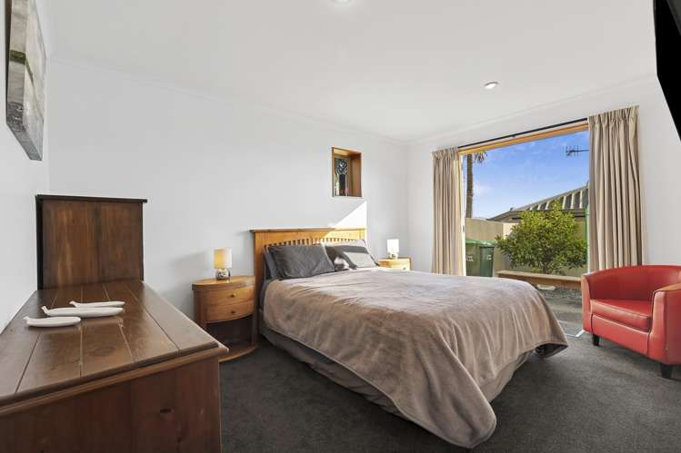 38 Ballard Drive Stoke_10