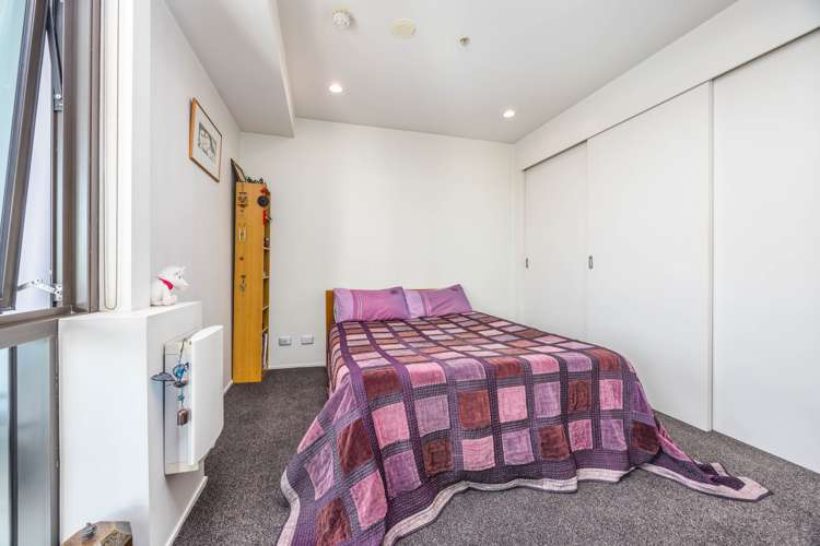 1004/18 Beach Road Auckland Central_12