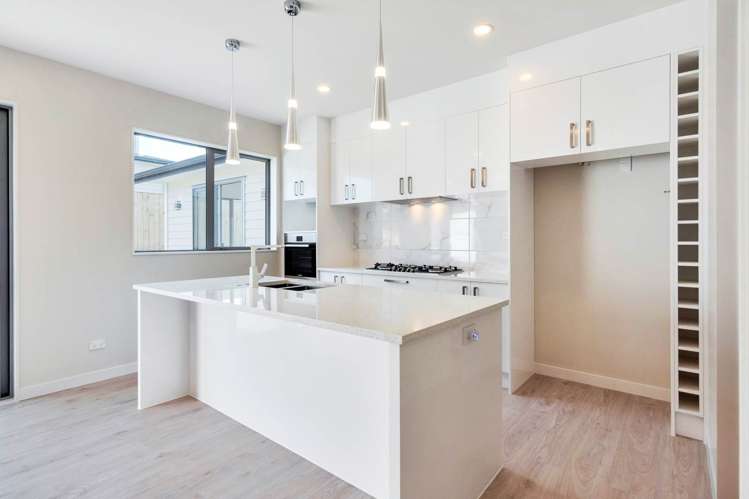 9 Canoe Lane Riverhead_9