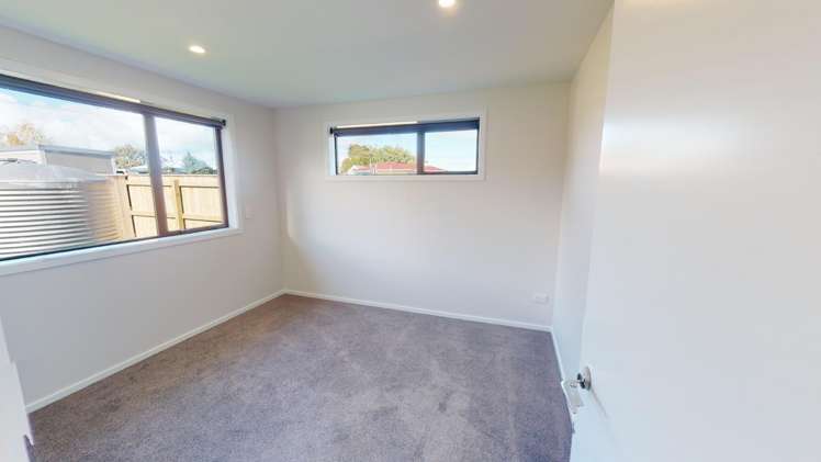 2/68 Hedges Street Sanson_5