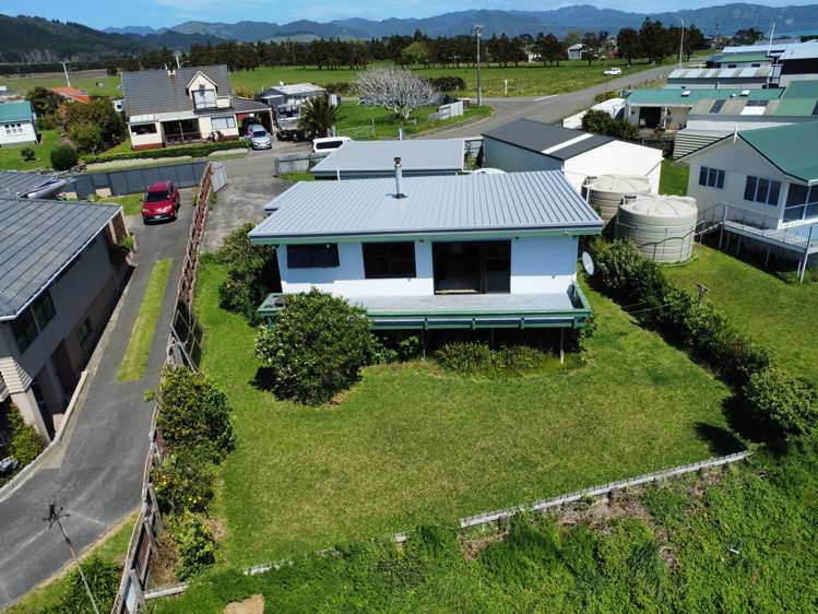 21 Otutehapari Road Waihau Bay_17