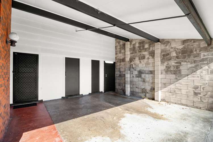 15 Barrett Street Westown_15