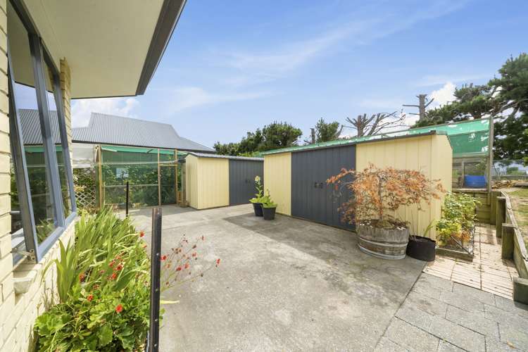 9 Cherry Lane Martinborough_17
