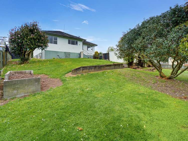 77 Devon street Glenholme_32