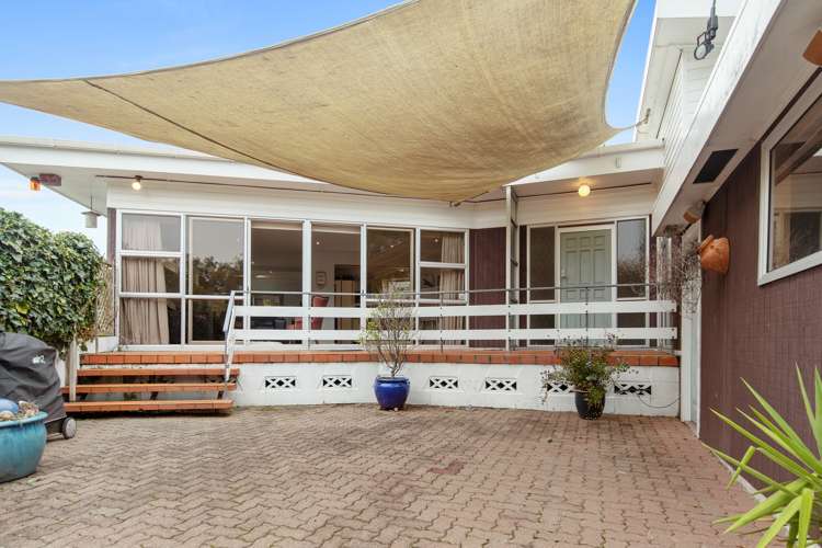 8 Whites Line West Woburn_2