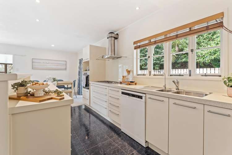 38 The Circle Manly_8