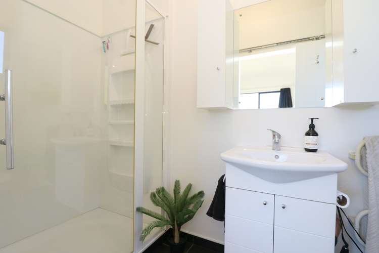 69 Steel Road West Plains_19