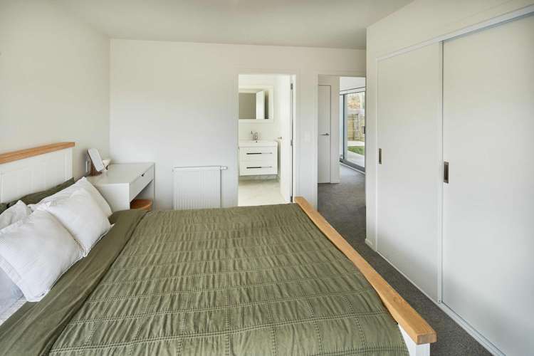 11 Lemonwood Way Woodridge_8