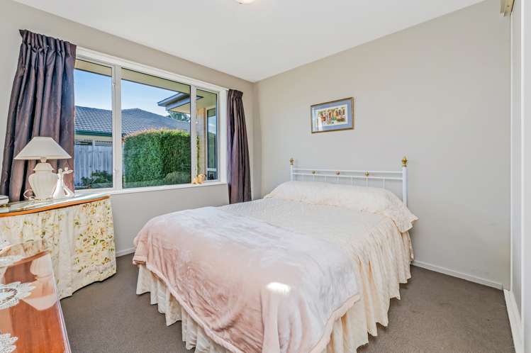 77 North Terrace Darfield_14