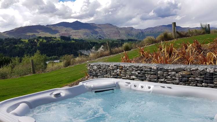 11 Graces Terrace Lower Shotover_0