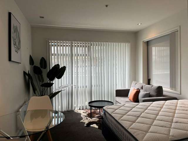 3k/16 Gore Street City Centre_1