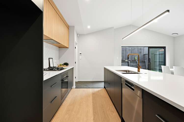 35 Earp Crescent Chartwell_12