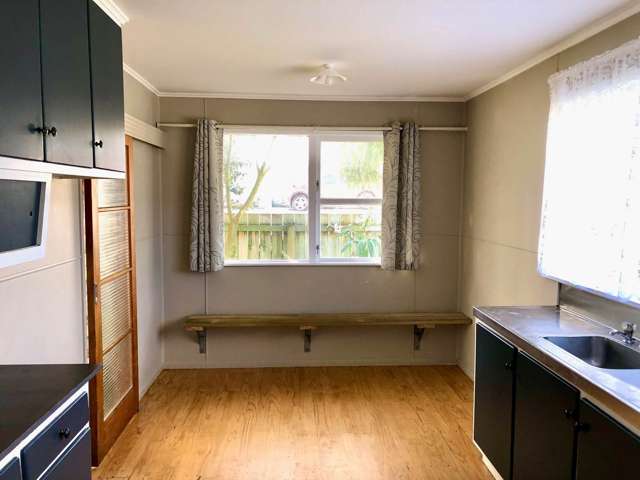 8 Hannah Road Otara_4