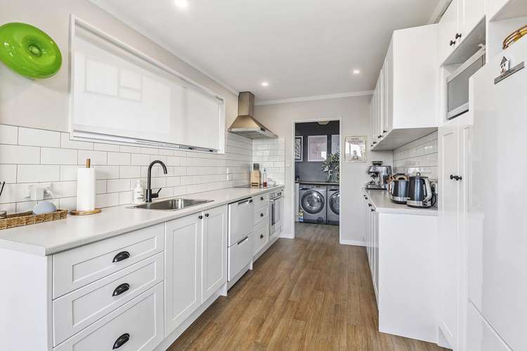 2 Adventure Drive Whitby_12