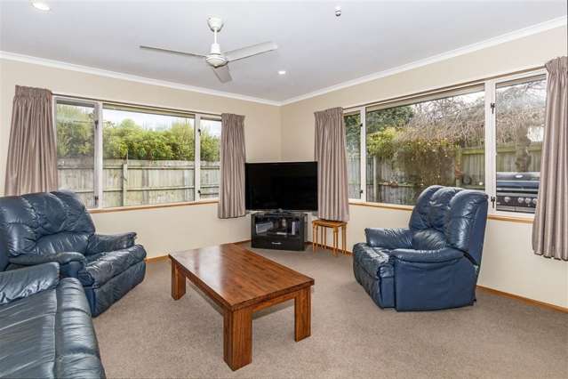 8b Rickton Place Rangiora_1