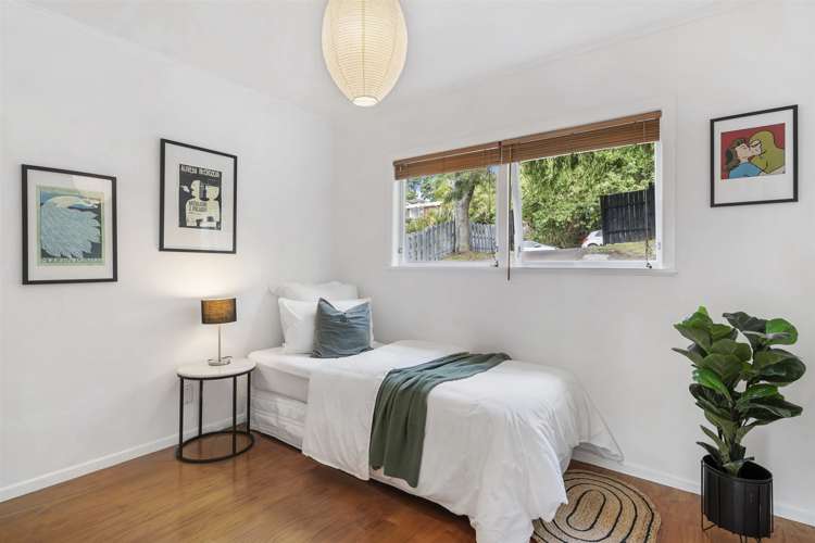 16 Saint Peters Street Northcote_11
