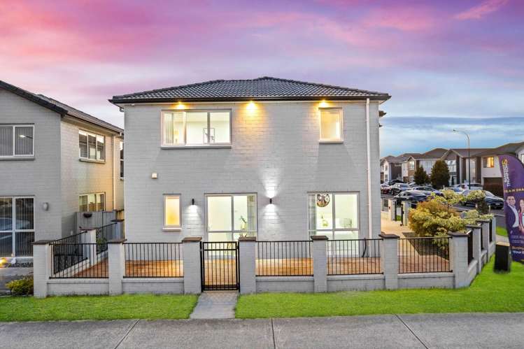 21 Horsefields Drive Flat Bush_10