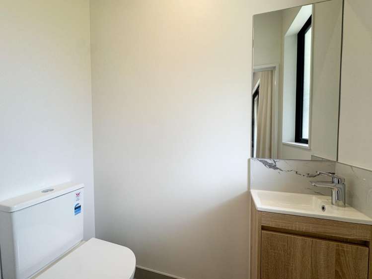 5/8 Lowtherhurst Road 11410_7