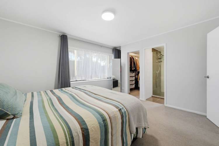 120 Hutchinsons Road Bucklands Beach_11