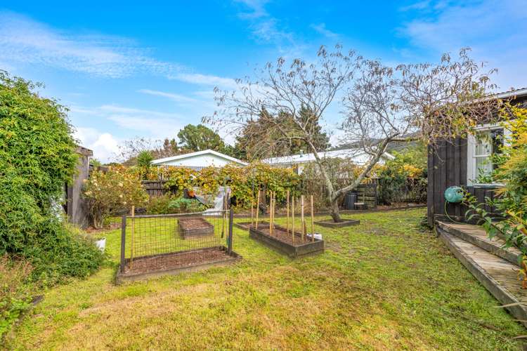 39 Western Lake Road Featherston_17