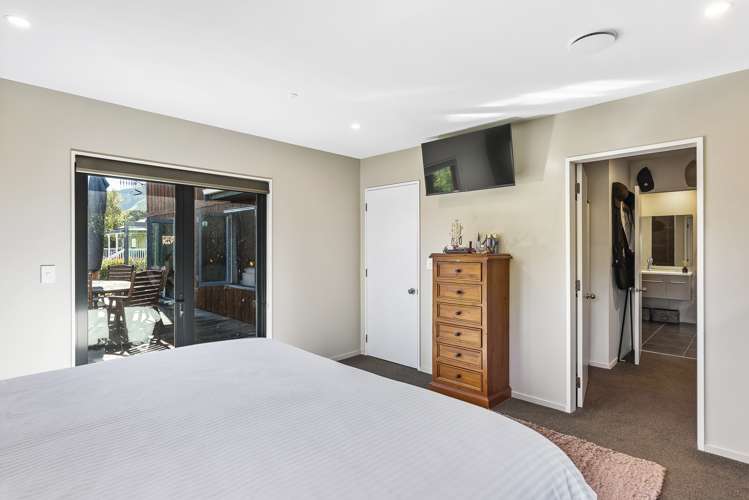 46 Huia Street Waikanae_10