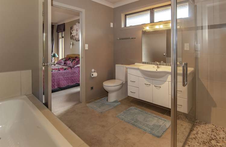 14/2 Grace Avenue Leamington_8