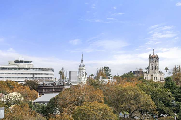 4e/15 Augustus Terrace Parnell_13