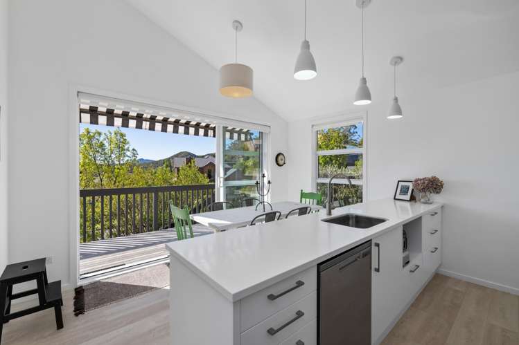 8 Fantail Heights Picton_7