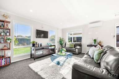 3 Macdiarmid Place_3