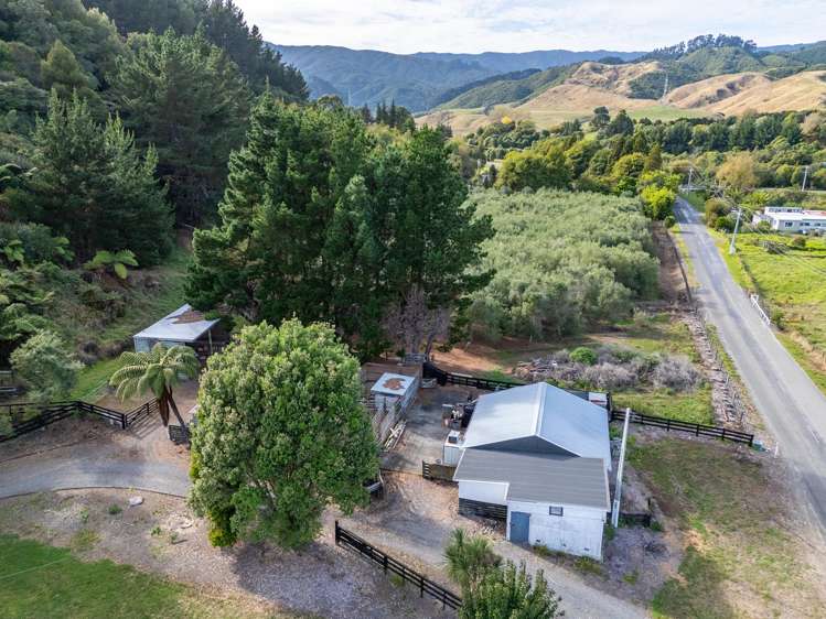 258 Waitohu Valley Road Otaki_9