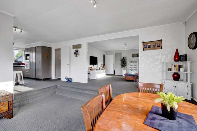 54 Egmont Street Hawera_1