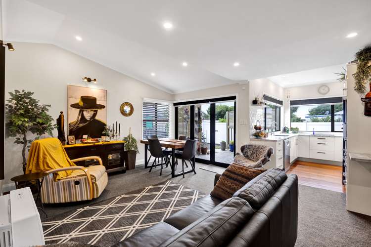 7 Princes Street Hawera_9